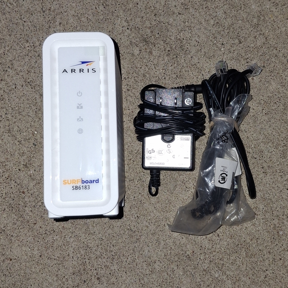 ARRIS SURFboard SB6183 DOCSIS 3.0 Cable Modem.